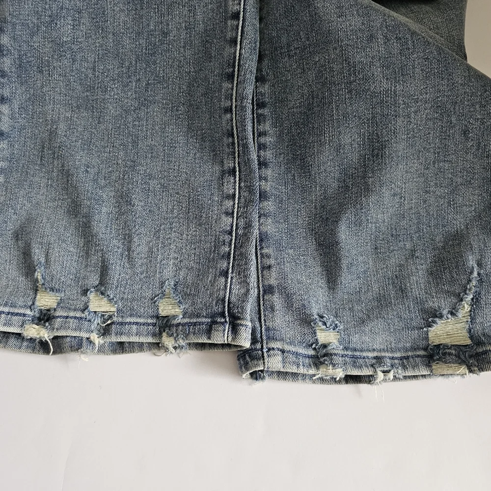 Judy Blue Straight Leg Jeans Size 5/27 Lightly Distressed Medium Wash Stretch - Picture 5 of 9